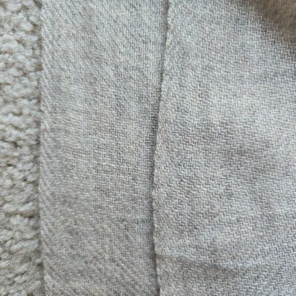 NWOT Cashmere Woven Lightweight Tan/Grey Scarf - Picture 4 of 11